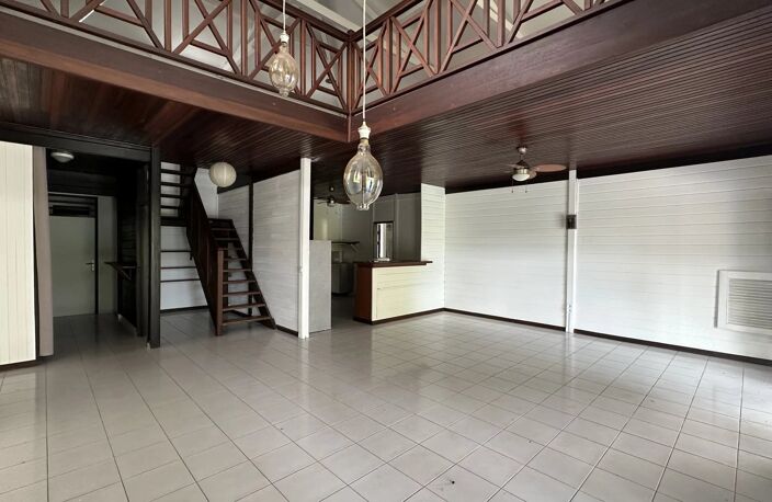 VOTRE villa T5 avec piscine dans un quartier calme et proche de toutes les commodités. — photo 4