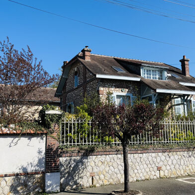 Maison 6 pièces 144000 €