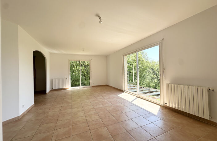 MAISON T4 SOUS-SOL GRAND JARDIN VUE PYRENEES — photo 2