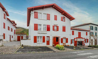 Maison 8 Pièces 143 m² à vendre à Ainhoa (64250)