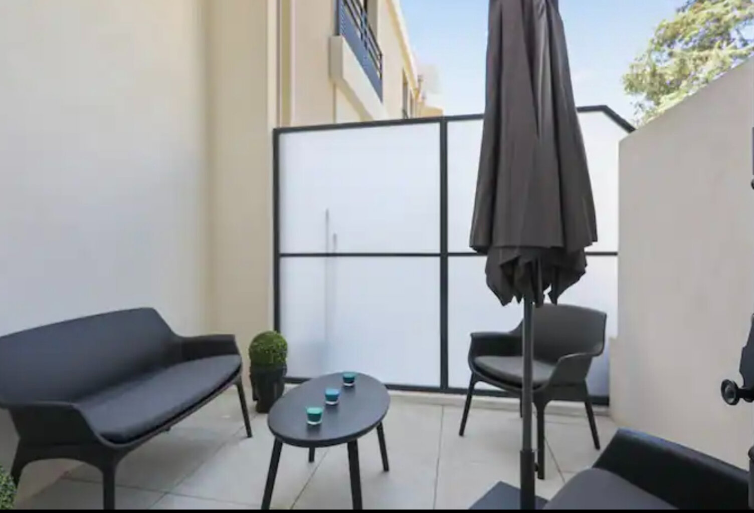 Top Secteur : 2 pièces avec terrasse Calme La Croisette Cannes — photo 1