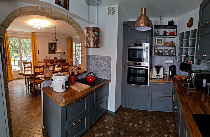 CODOM : Maison d'architecte ? 205 m² ? Terrain 1 300 m²  2 pas du centre ville. — photo 5
