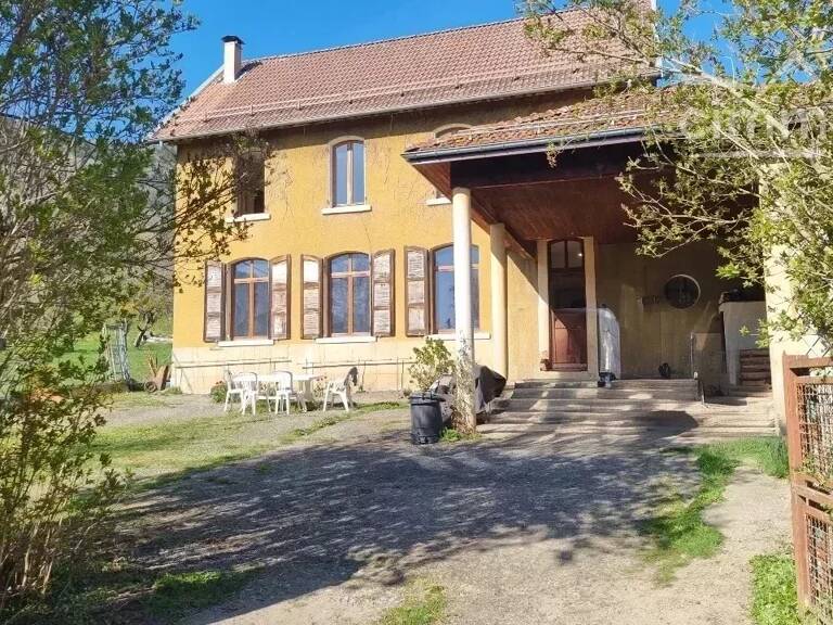 A VENDRE - THEYS - Maison T5 - Jardin — photo 1
