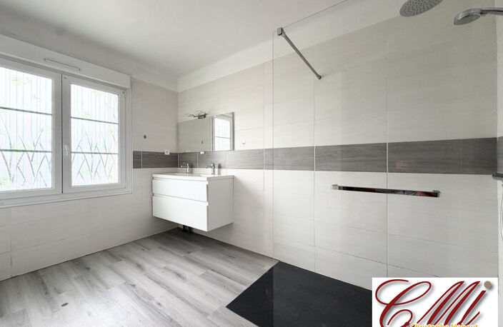 Maison sur sous-sol — photo 4