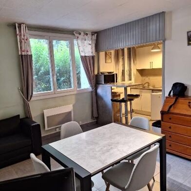 Appartement 3 pièces 680 €