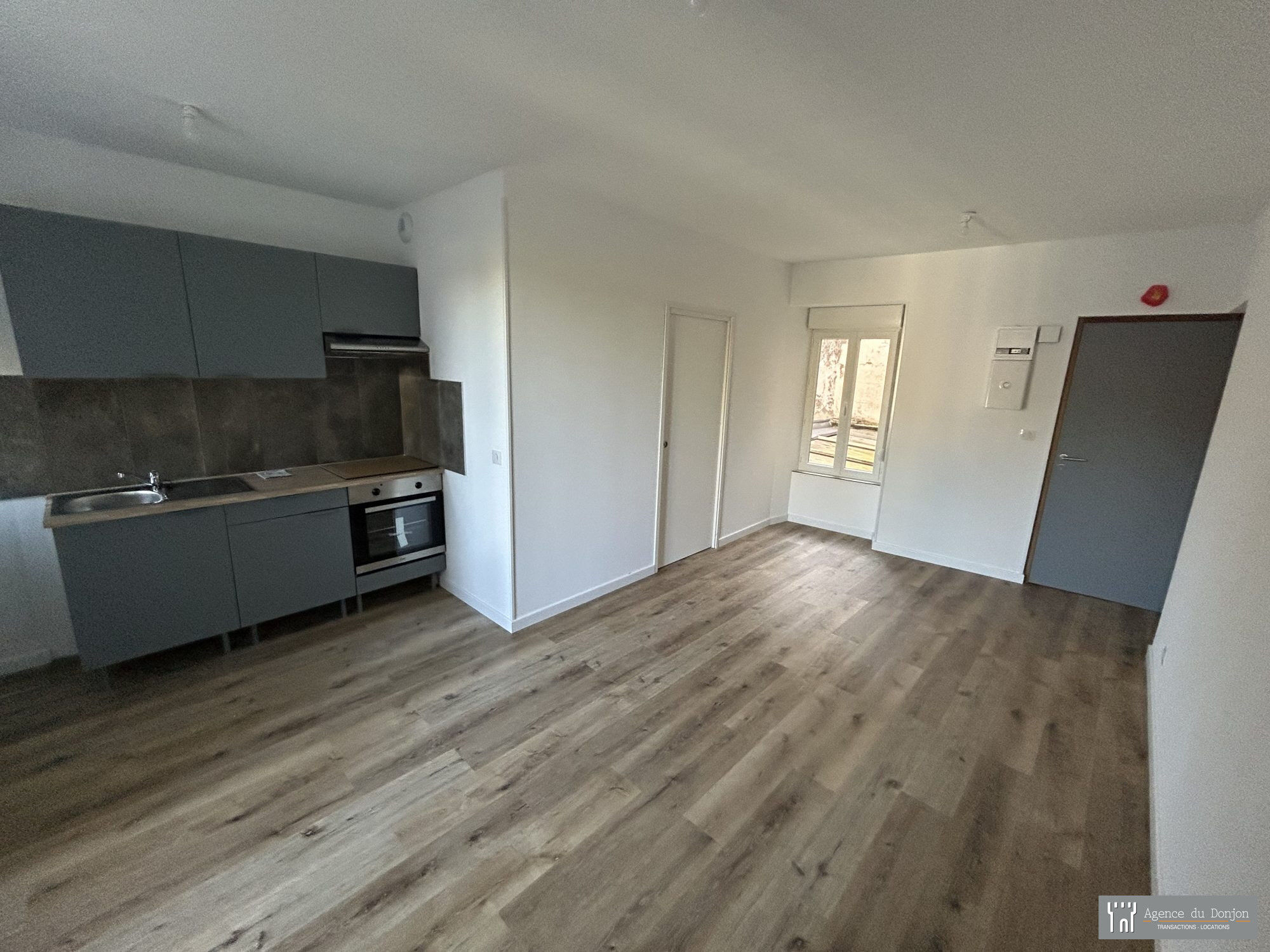 Appartement  T1 à louer Pons 17800