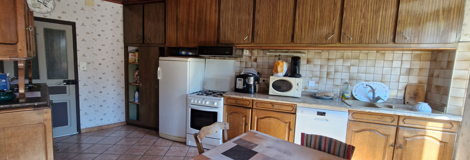 Maison 10 Pièces 158 m² à vendre à Murat-sur-Vèbre (81320)