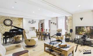 Maison 6 Pièces 221 m² à vendre à Laruscade (33620)