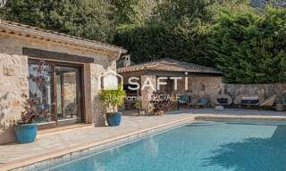 Maison 7 Pièces 188 m² à vendre à Tourrettes-sur-Loup (06140)