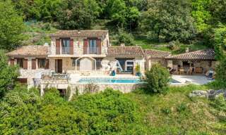 Maison 7 Pièces 188 m² à vendre à Tourrettes-sur-Loup (06140)