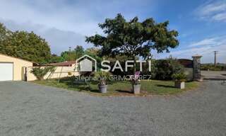 Maison 8 Pièces 201 m² à vendre à La Taillée (85450)