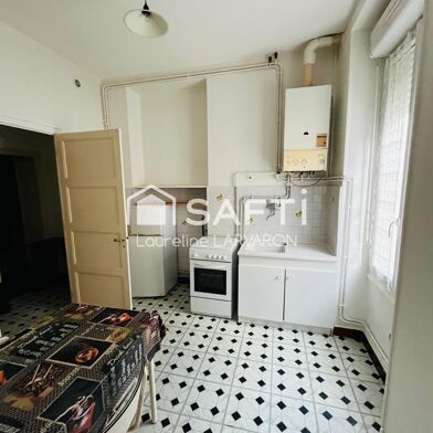 Appartement 2 pièces 372 €