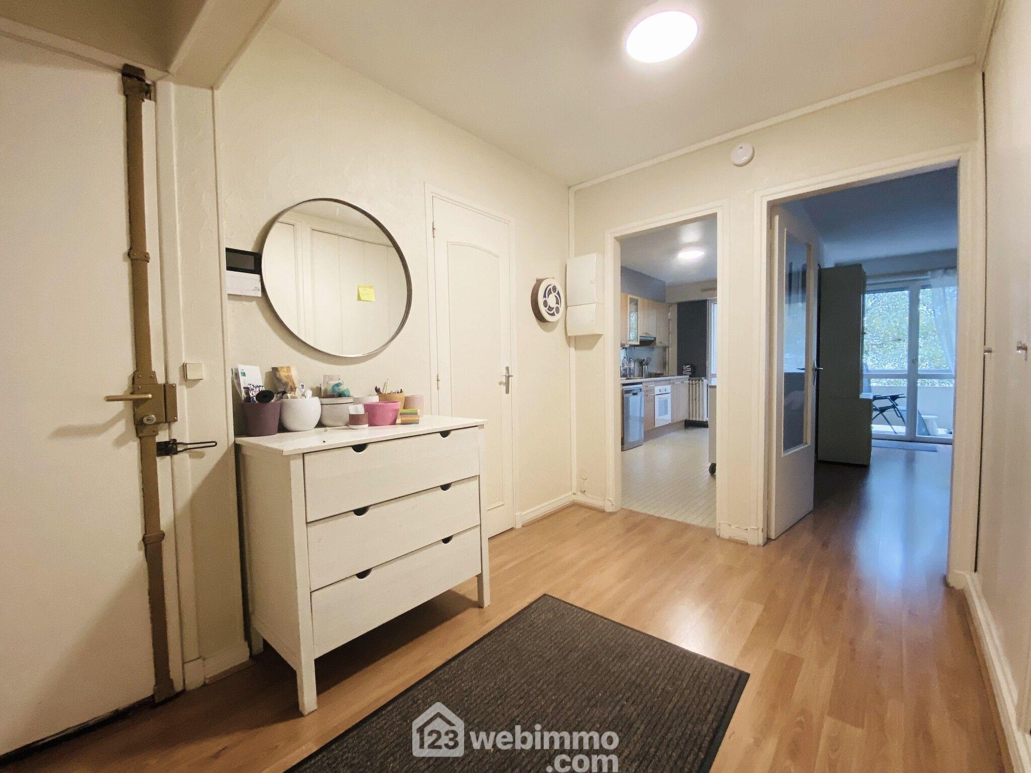 Appartement - 81.13m² - Évry-Courcouronnes