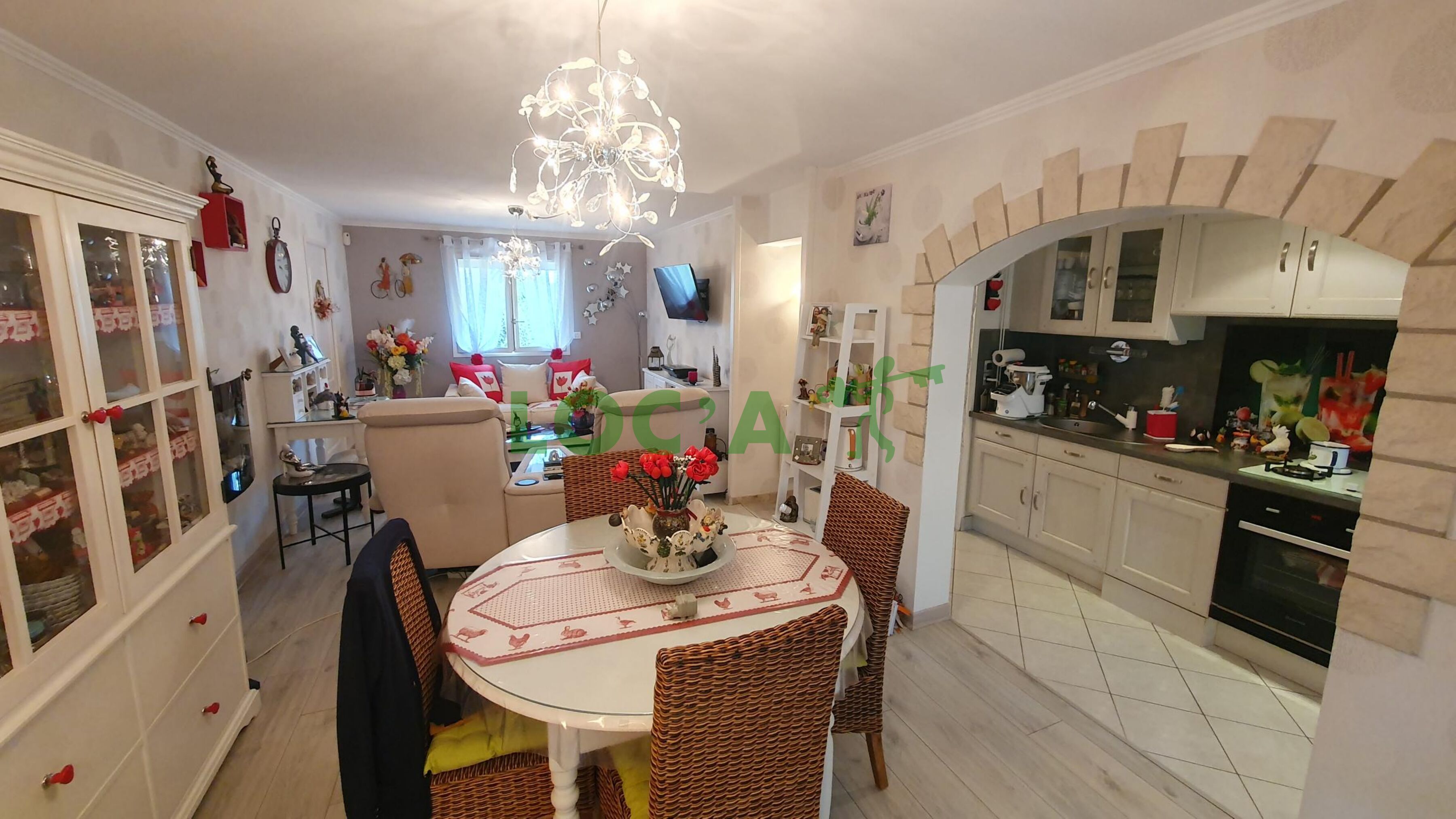 Photo Spacieuse maison f5 avec jardin clos - saint marcel (71380) image 1/4