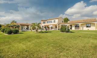 Maison 10 Pièces 280 m² à vendre à Roussillon (84220)