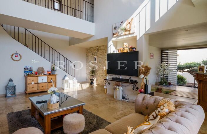 Villa contemporaine avec vues sur le Luberon. — photo 5