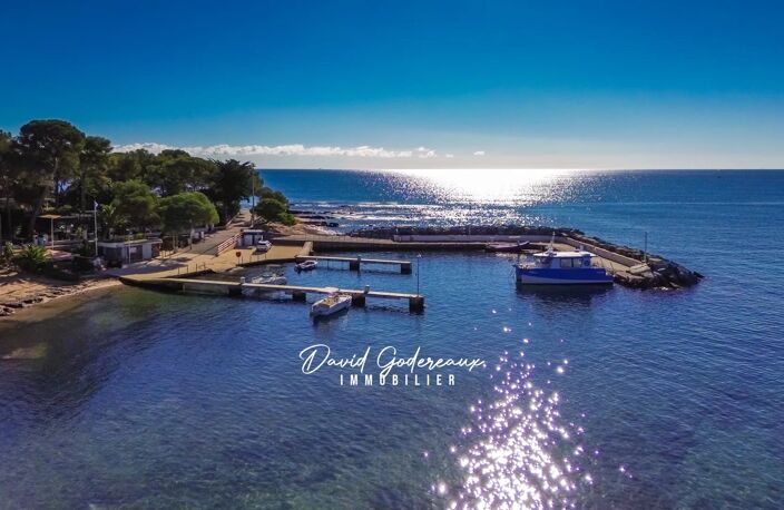 Boulouris - T4 avec jardin au coeur de Boulouris — photo 3