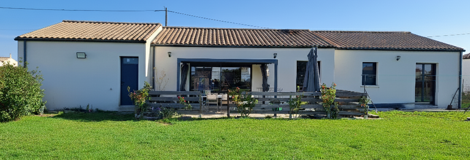 Maison 5 Pièces 111 m² à vendre à Saint-Sever-de-Saintonge (17800)