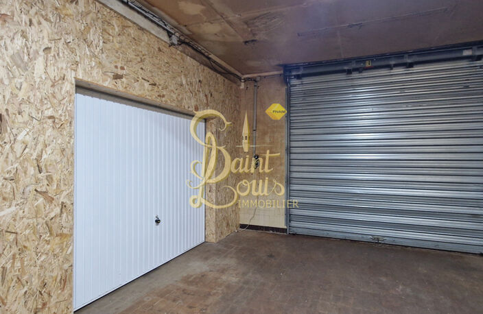 BOXES DE STOCKAGE DE BONS VOLUMES A LOUER — photo 2