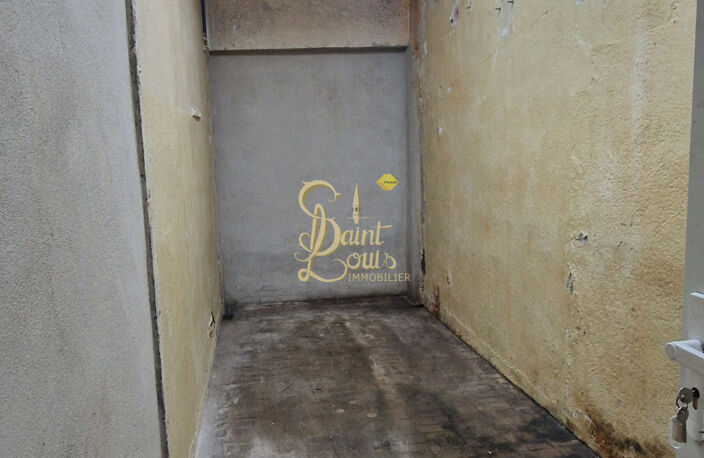 BOXES DE STOCKAGE DE BONS VOLUMES A LOUER — photo 5