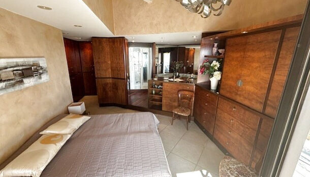 Appartement 3 pièces  à vendre Fréjus 83600