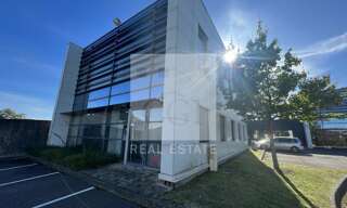 Bureau  127 m² à louer à Champagne-au-Mont-d'Or (69410)