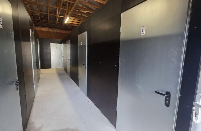 Vente Hangar 289 m&sup2; — photo 5