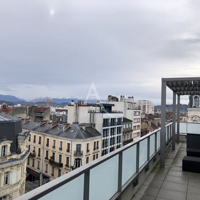 Appartement 4 pièces 1915 €