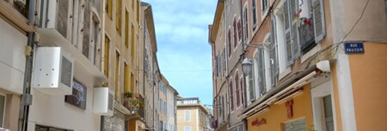 Immeuble  300 m² à vendre à Montélimar (26200)