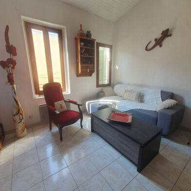 Appartement 3 pièces 690 €