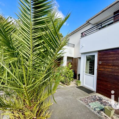 Appartement 4 pièces 233990 €