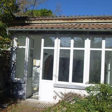 Maison 3 pièces 1300 €