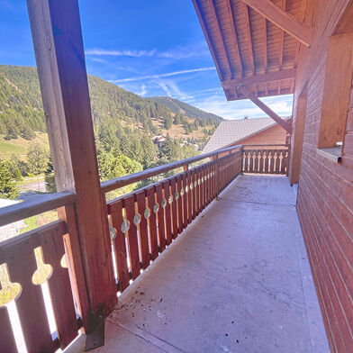 Appartement 4 pièces 330000 €