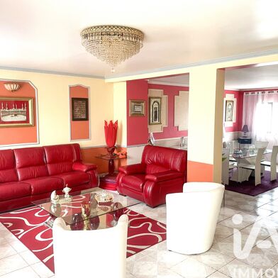 Maison 8 pièces 525000 €