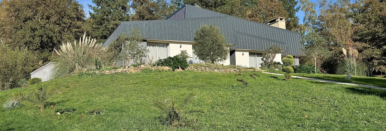 Maison 8 Pièces 217 m² à vendre à Saint-Junien (87200)