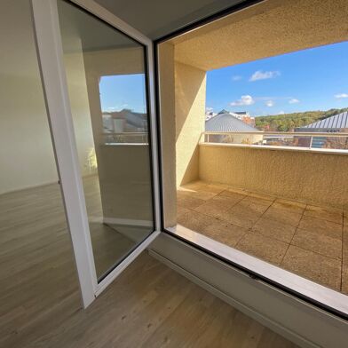 Appartement 7 pièces 339000 €