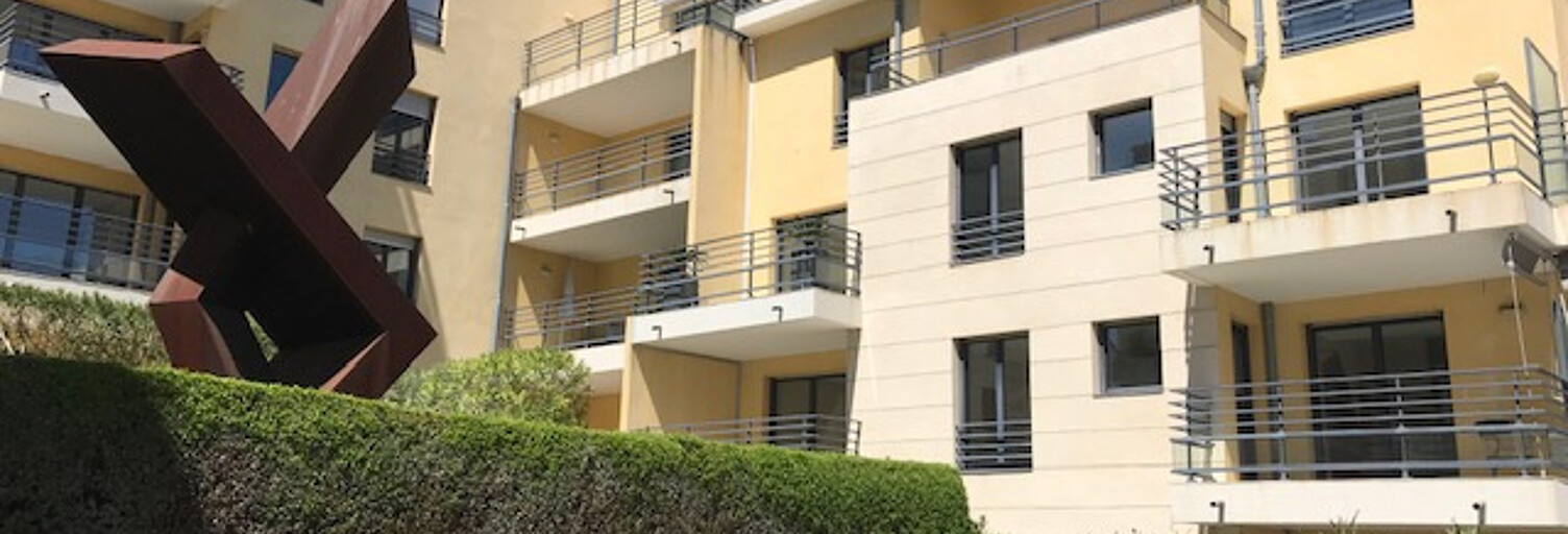 Appartement 5 Pièces 146 m² à louer à Cannes (06400)
