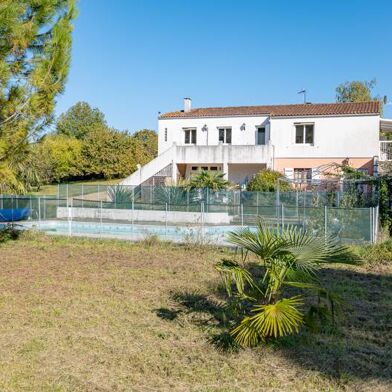 Maison 5 pièces 296520 €