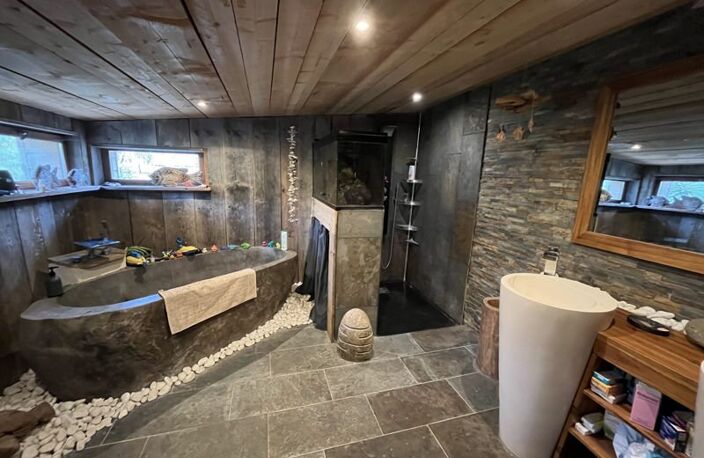 Maison en pierre de 12 pièces principales — photo 3