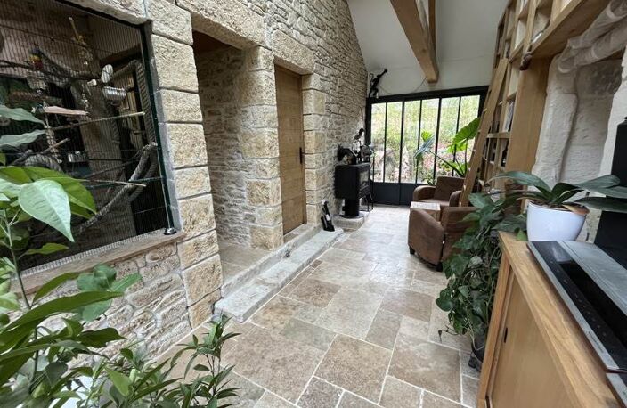 Maison en pierre de 7 pièces principales — photo 2
