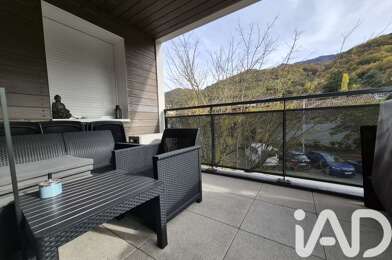 Appartement 4 pièces 275000 €