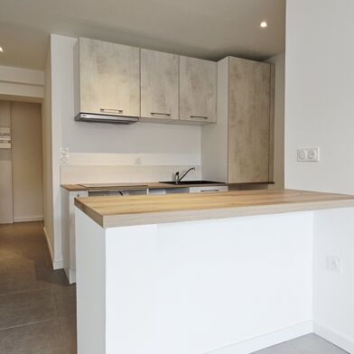 Appartement 1 pièces 140000 €