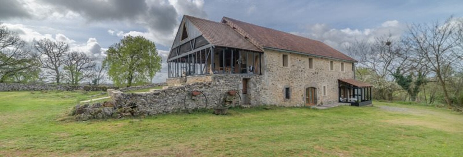 Maison 8 Pièces 239 m² à vendre à Figeac (46100)