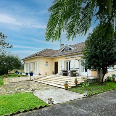 Maison 6 pièces 296520 €