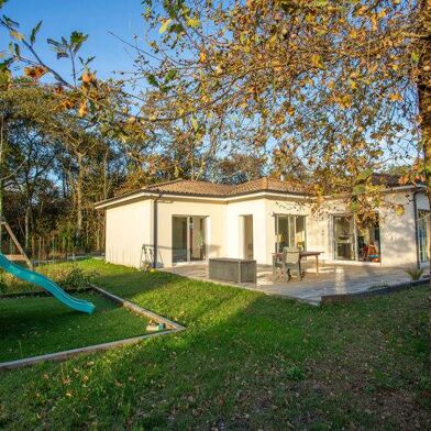 Maison 6 pièces 575850 €