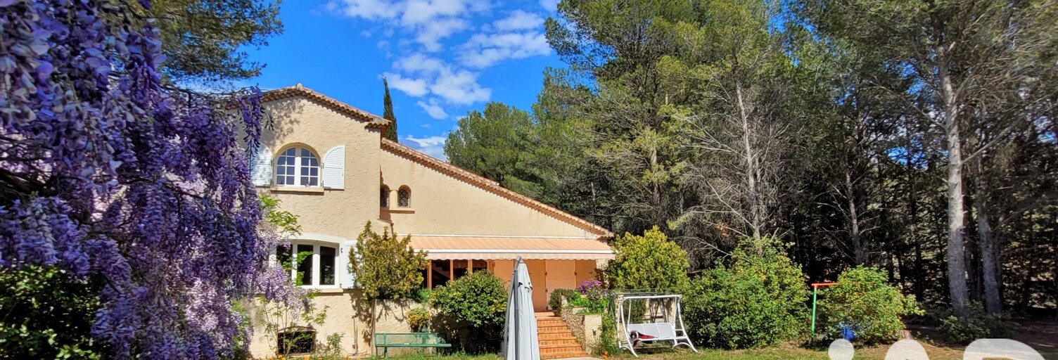 Maison 7 Pièces 176 m² à vendre à Le Beausset (83330)