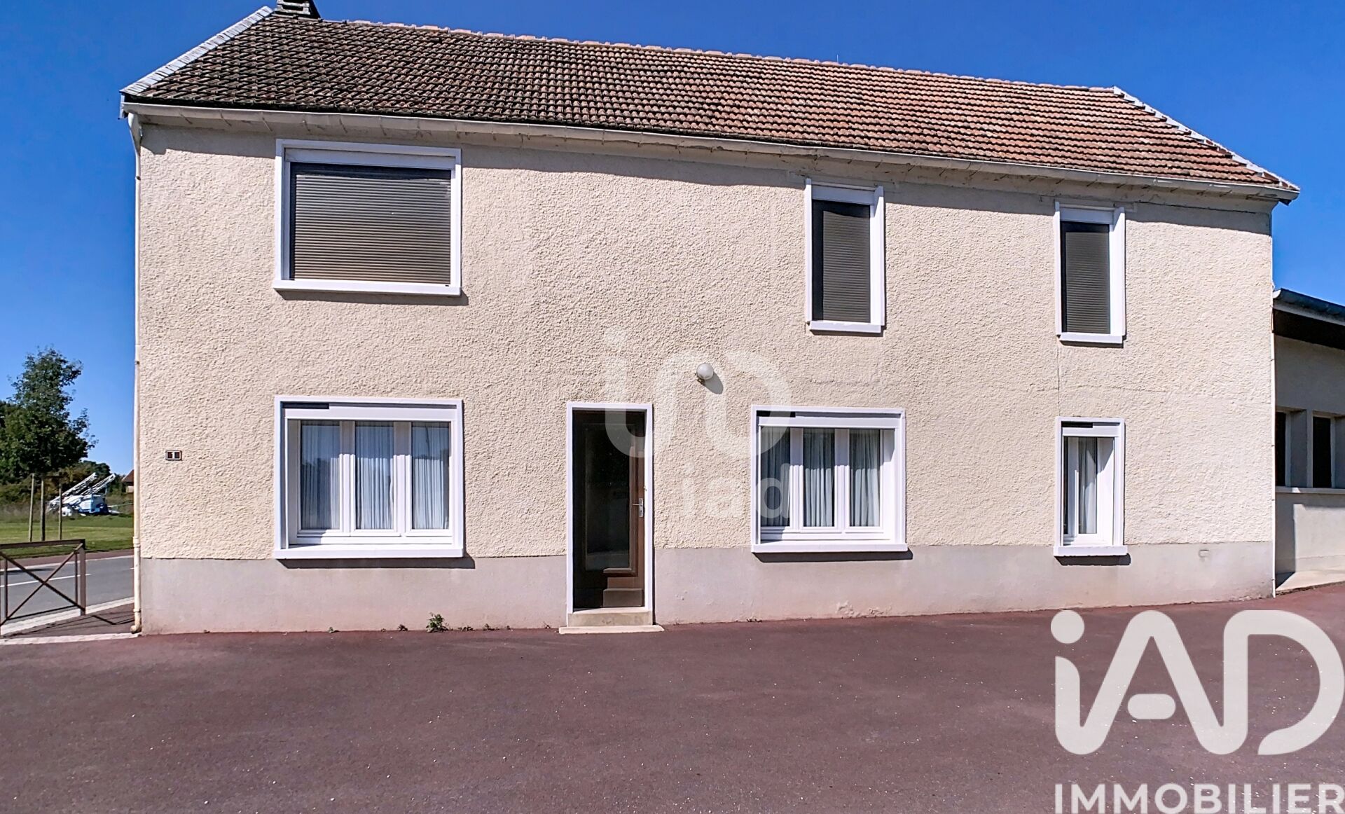 Connantre - 210m² - 7p.