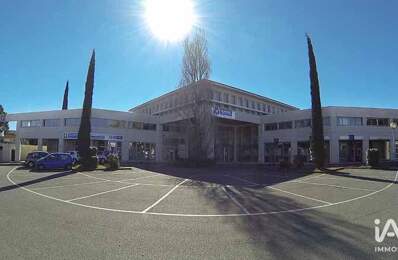 Location Bureaux 70 m&sup2; — photo du bien