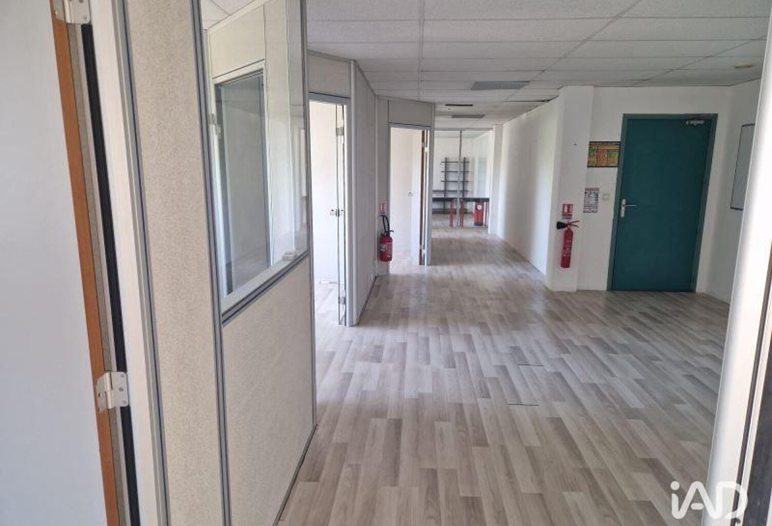 Location Bureaux 134 m&sup2; — photo 1