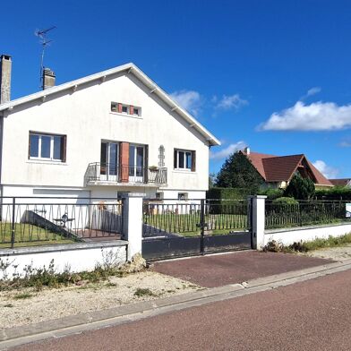 Maison 7 pièces 180000 €